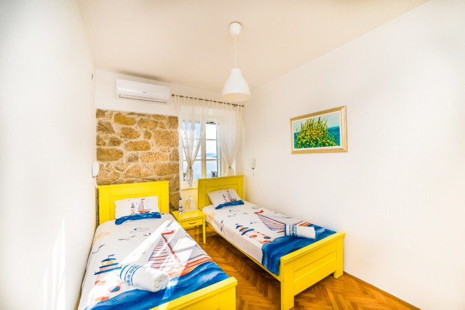Interior, Figurica - Island Pag Lun - House for rent Lun
