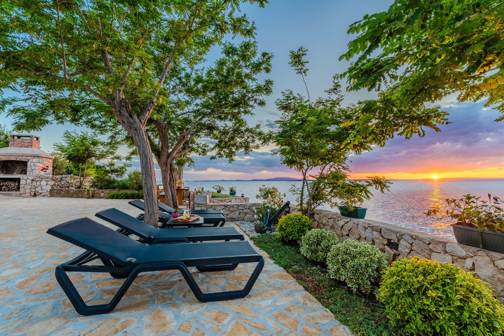 - , Figurica - Island Pag Lun - House for rent Lun